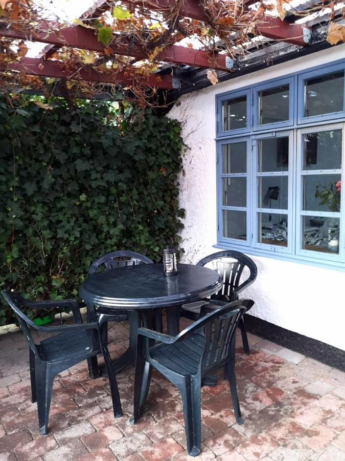 Cosy Cottage In A Garden Исхёй Экстерьер фото